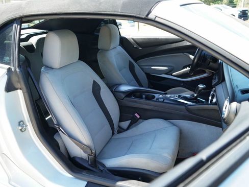 Used 2018 Chevrolet Camaro LT w/ RS Package image 33