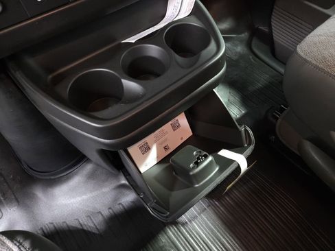 New 2026 Chevrolet Express 2500 Work Van w/ Driver Convenience Package image 17