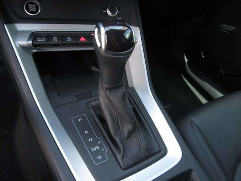 Used 2023 Audi Q3 2.0T Premium Plus AWD/4WD image 22