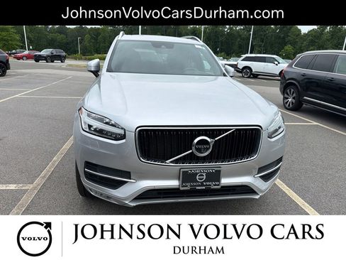 Used 2018 Volvo XC90 T5 Momentum w/ Convenience Package AWD/4WD image 5
