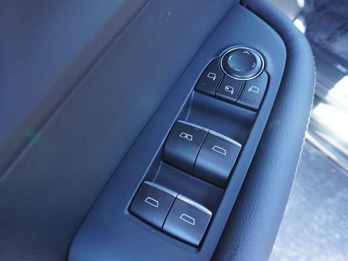New 2026 Buick Enclave Avenir AWD/4WD image 16
