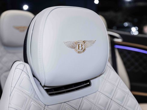 Used 2024 Bentley Continental GT Mulliner image 42