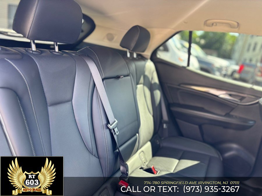 Used 2023 Buick Envision Essence FWD image 11