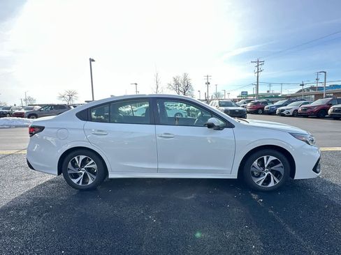 Used 2023 Subaru Legacy Premium image 14