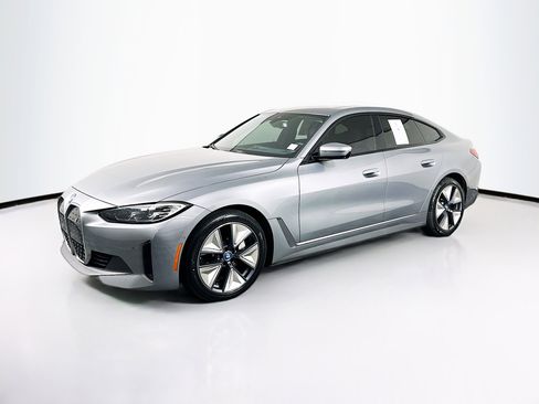 Used 2023 BMW i4 eDrive35 w/ Premium Package image 3