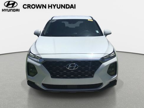 Used 2020 Hyundai Santa Fe SE FWD image 2