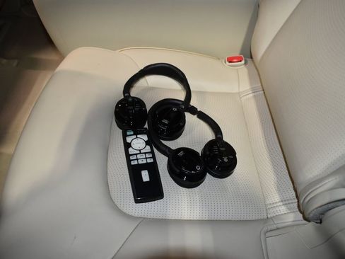 Used 2016 INFINITI QX80 Luxe w/ 22" Wheel Package image 44