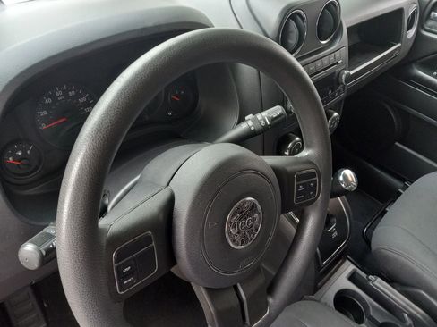 Used 2012 Jeep Patriot Sport w/ PWR Value Group image 11