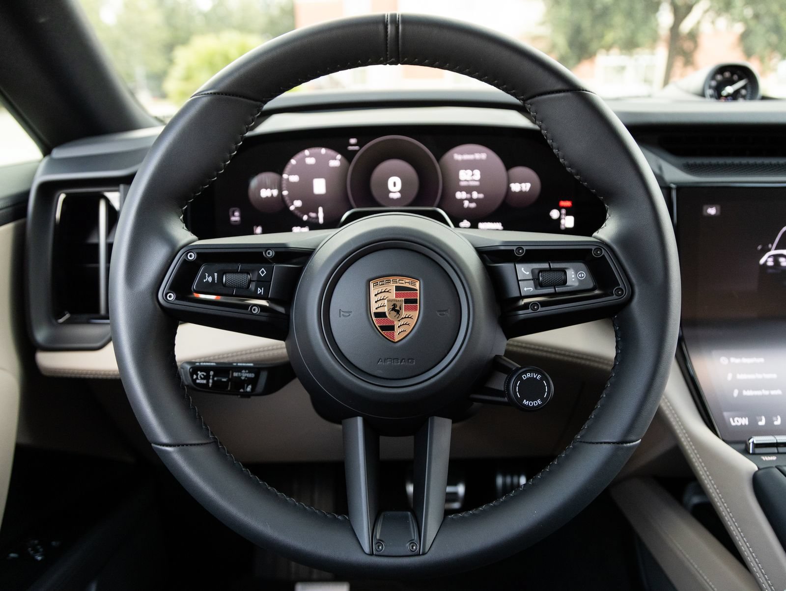 Certified 2026 Porsche Cayenne Electric AWD/4WD image 13
