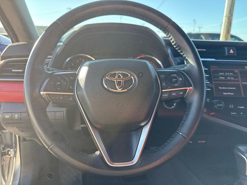Used 2020 Toyota Camry XSE image 16