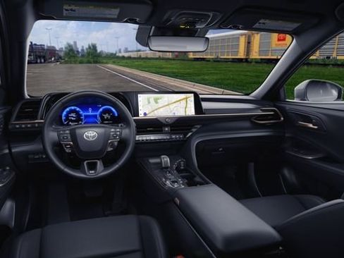 New 2026 Toyota Crown Signia image 21