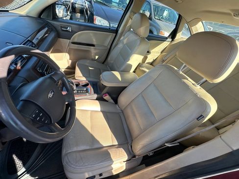 Used 2008 Ford Taurus Limited image 10