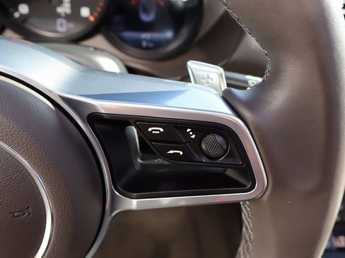 Used 2023 Porsche 718 Boxster image 36