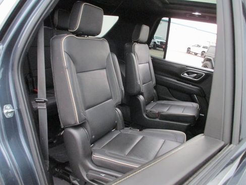 Certified 2021 GMC Yukon SLT w/ SLT Luxury Plus Package image 25