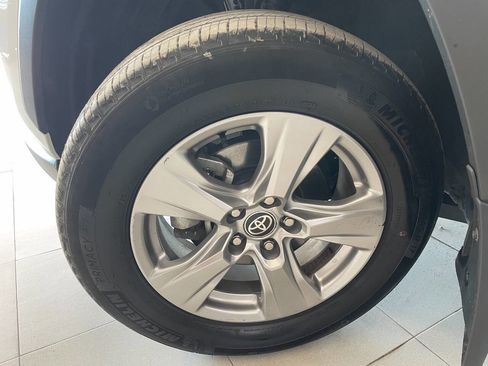 Used 2023 Toyota RAV4 XLE image 12