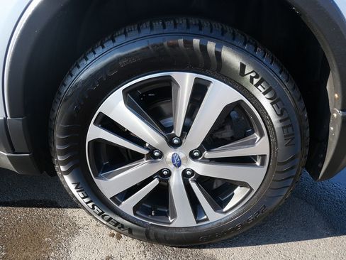 Used 2018 Subaru Outback 2.5i Limited image 34