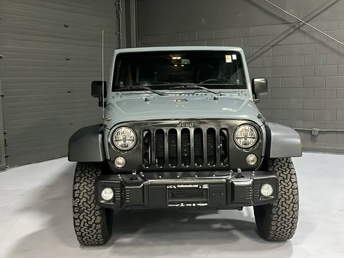 Used 2014 Jeep Wrangler Unlimited Sport w/ Quick Order Package 24S AWD/4WD image 2