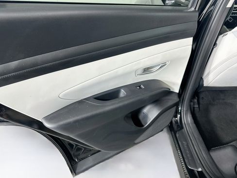 Used 2025 Hyundai Tucson SEL FWD image 25