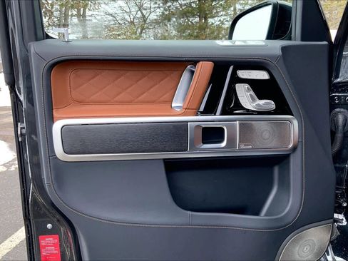 Certified 2025 Mercedes-Benz G 63 AMG 4MATIC image 22
