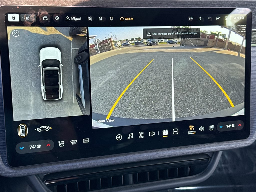 Used 2025 Rivian R1S Adventure Dual AWD/4WD image 19