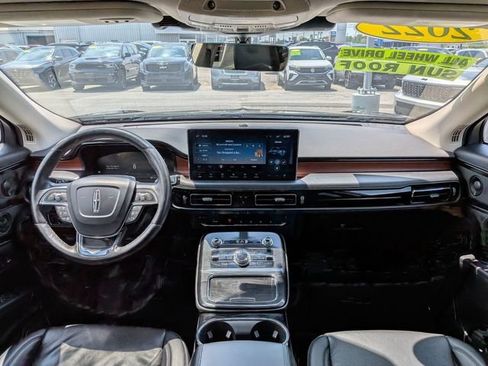 Used 2022 Lincoln Nautilus Reserve w/ Equipment Group 201A AWD/4WD image 17