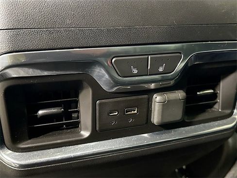 Used 2019 Chevrolet Silverado 1500 High Country image 30