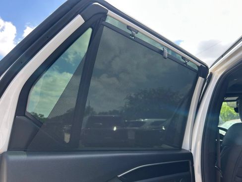 Used 2025 Honda Pilot Black Edition image 18