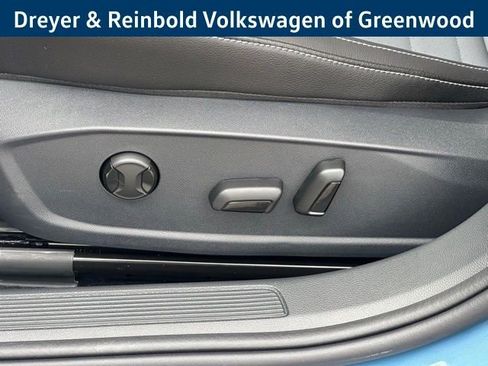 New 2026 Volkswagen Jetta SE image 27