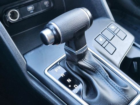 Used 2023 Kia Sportage LX image 24