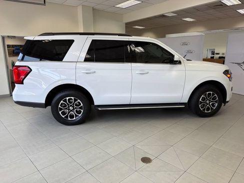 Certified 2022 Ford Expedition XLT AWD/4WD image 7
