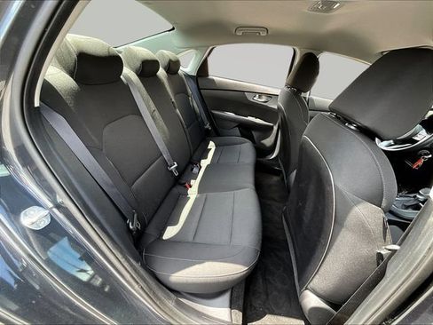 Used 2021 Kia Forte LXS FWD image 28