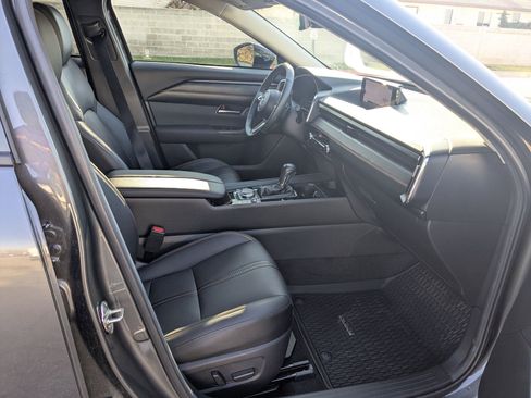 Used 2025 MAZDA CX-50 2.5 Turbo w/ Cargo Package image 32