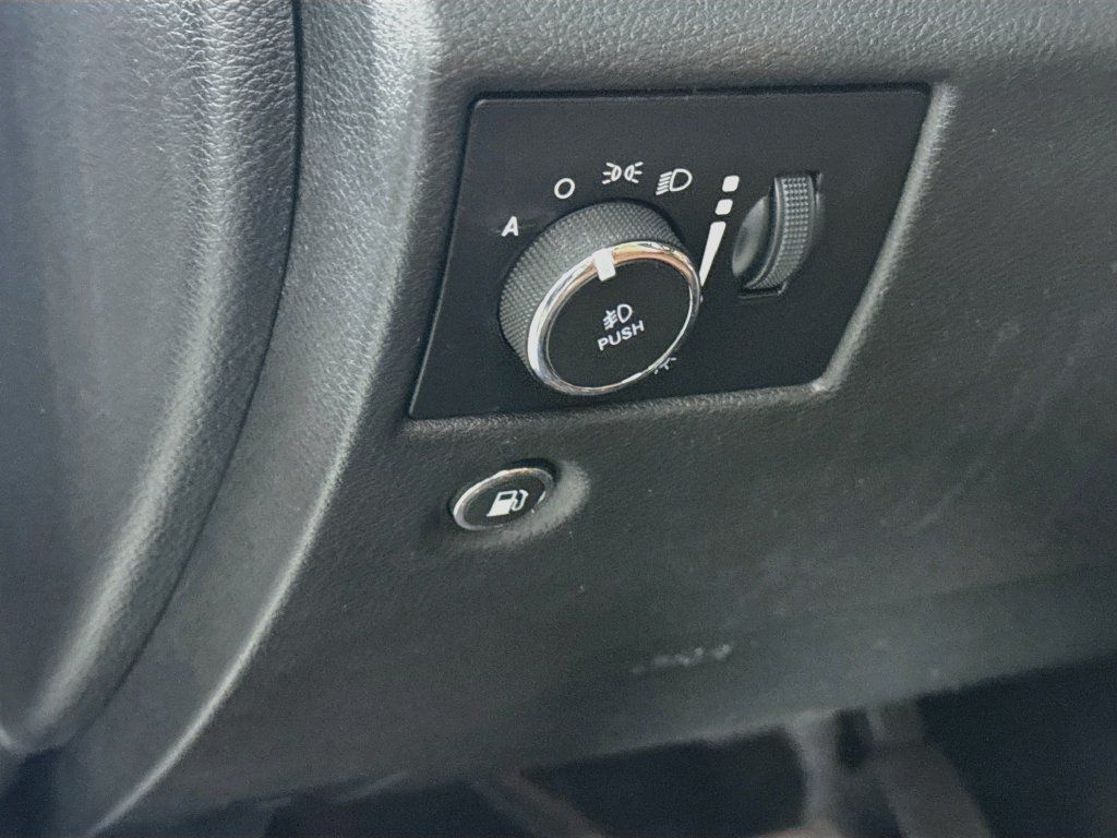 Used 2018 Jeep Grand Cherokee Summit AWD/4WD image 21