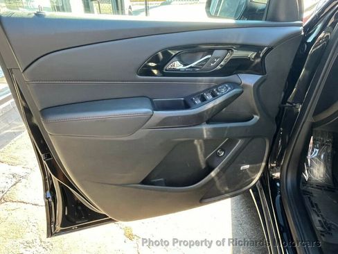 Used 2024 Chevrolet Traverse RS w/ LPO, Floor Liner Package image 10