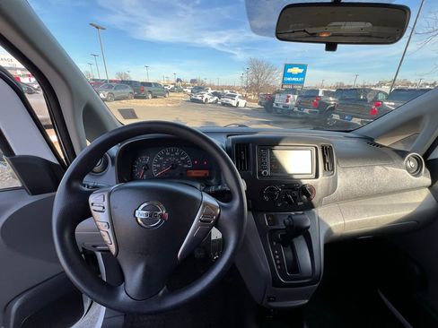 Used 2020 Nissan NV200 SV w/ Back Door Glass Package image 34