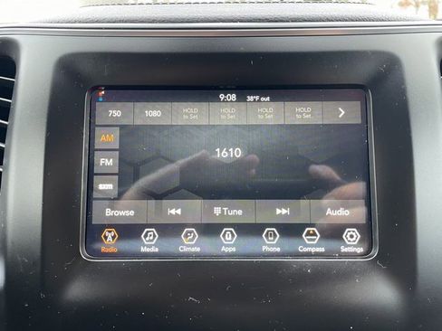 Used 2020 Jeep Cherokee Latitude Plus image 21