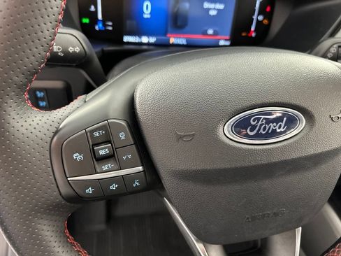 Used 2024 Ford Escape ST-Line w/ Tech Pack #1 AWD/4WD image 12