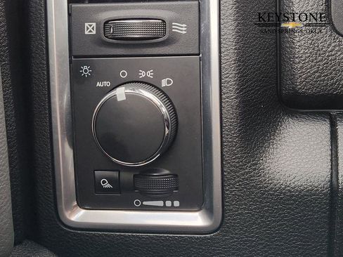 Used 2023 RAM 1500 Classic SLT w/ Trailer & Traction Group image 23