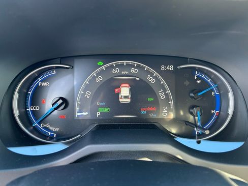 Used 2025 Toyota RAV4 XLE image 13