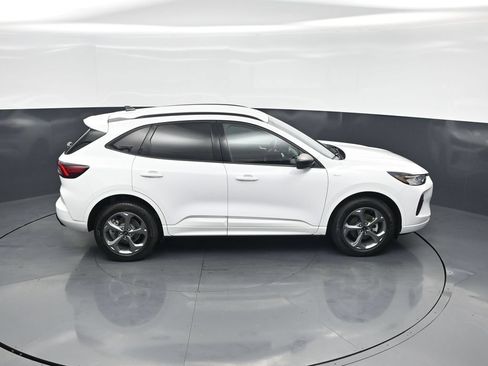 Used 2023 Ford Escape ST-Line w/ Tech Pack #1 AWD/4WD image 35