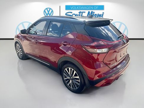 Used 2021 Nissan Kicks SR FWD image 5
