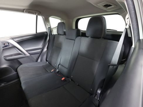 Used 2016 Toyota RAV4 XLE w/ Convenience Package AWD/4WD image 15
