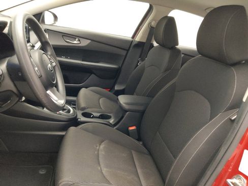 Used 2019 Kia Forte LXS FWD image 17