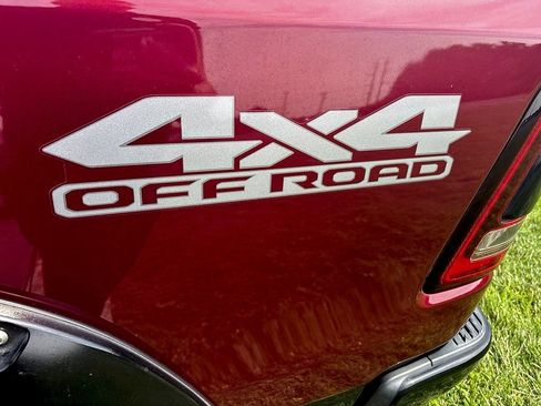 Used 2022 RAM 1500 Big Horn AWD/4WD image 9