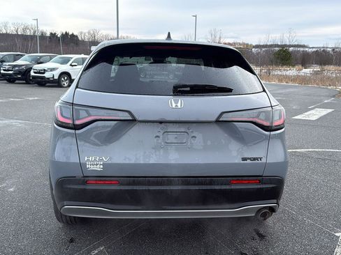 Used 2024 Honda HR-V Sport image 8