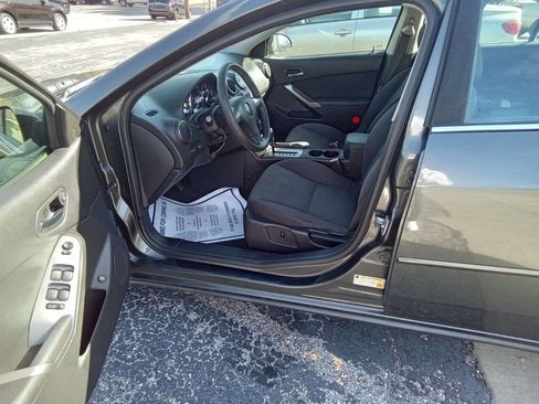 Used 2006 Pontiac G6 Sedan w/ Drivers Package image 12