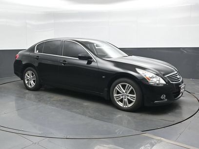 Used 2015 INFINITI Q40 AWD w/ Navigation Package
