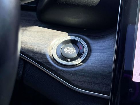 Used 2022 Jeep Grand Cherokee L Overland image 7