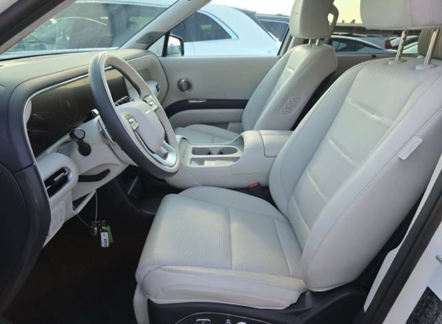 Used 2026 Hyundai Palisade Calligraphy AWD/4WD image 8