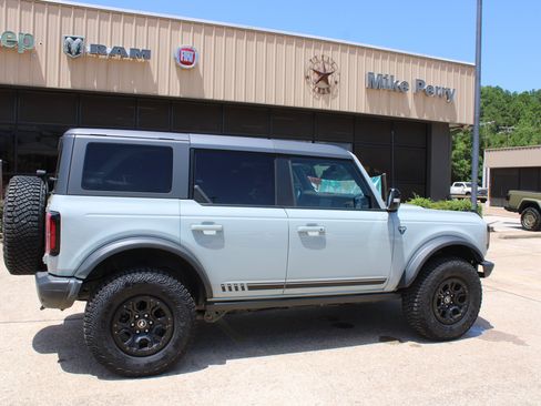 Used 2021 Ford Bronco First Edition AWD/4WD image 6